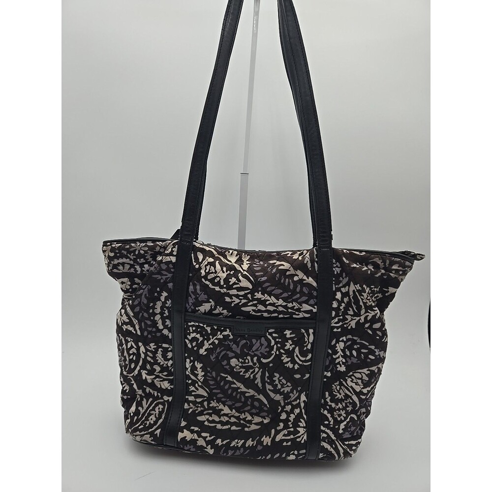 Vera Bradley Black And White Floral Pattern